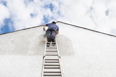 Peinture extérieure à Villeneuve-de-Berg — façades et ravalement